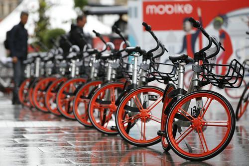 6月29日，來自中國的摩拜單車在英國第二大城市曼徹斯特亮相。新華社發(fā)