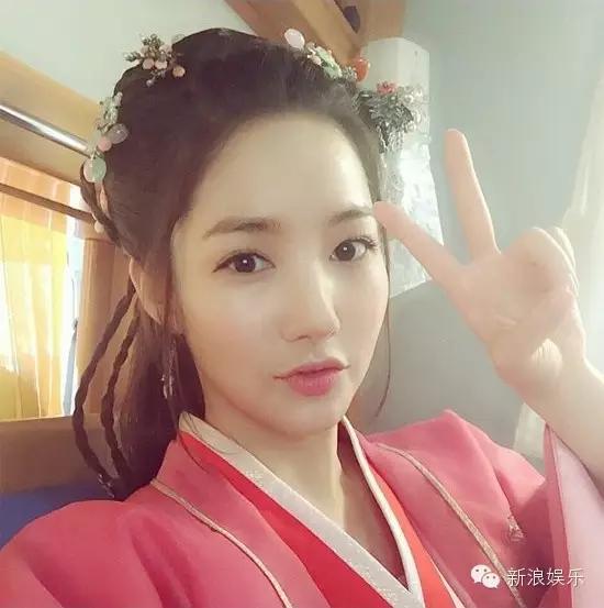 允兒招架不住古裝？韓國女星古裝LOOK一覽 誰贏了？
