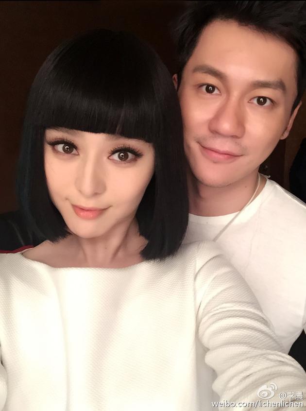 李晨公開戀情1周年 李晨公開戀情1周年