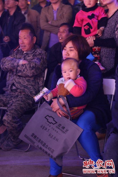 生動有趣的游戲環(huán)節(jié)，觀眾參與積極，獎品很給力。