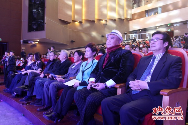 到場(chǎng)領(lǐng)導(dǎo)及嘉賓 到場(chǎng)領(lǐng)導(dǎo)及嘉賓