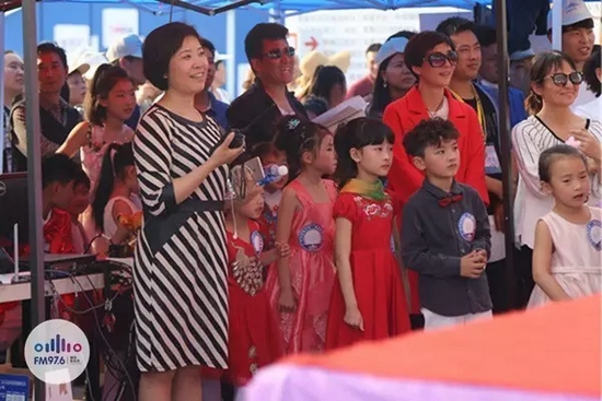 等等，這畫風轉(zhuǎn)變太快我不明白了，看見啥了突然這么高興？