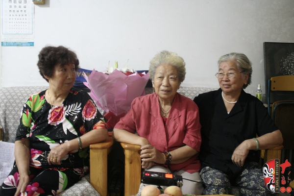 越調(diào)名老藝人雷桂花、劉巧蓮、劉玉蘭回首往事