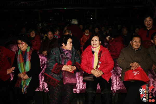豫劇《朝陽(yáng)溝》銀環(huán)媽扮演者、著名豫劇表演藝術(shù)家楊華瑞，著名豫劇表演藝術(shù)家王素君