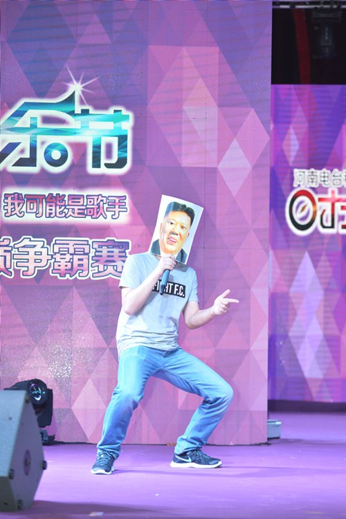 不過隨后的阿強老師現(xiàn)場傳授RAP教程，同樣不遜于老楊呢！！
