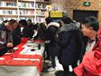 這幅春聯(lián)貼家門口，保證鄰居看到高興一整年
