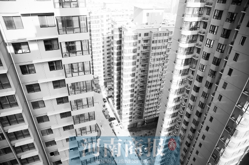 今年鄭州在商品房小區(qū)、經(jīng)適房小區(qū)內(nèi)配建的公租房，將面向社會(huì)輪候供應(yīng) 楊東華/攝