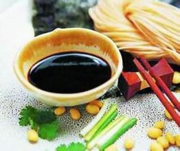 喝牛奶能美白？盤點關(guān)于飲食改變膚色的謠言