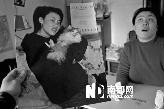昔日的清純與秀美，如今，卻終身癱瘓、生活不能自理。C FP供圖