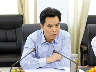 原萍鄉(xiāng)市副市長孫家群。