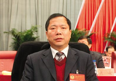 原萍鄉(xiāng)市政協(xié)主席晏德文。