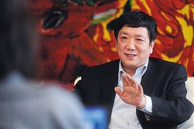 　政協(xié)委員、中國電力投資集團(tuán)總經(jīng)理陸啟洲稱，7800元是其每月基本工資。資料圖片/新京報記者 楊杰