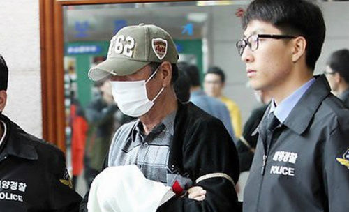 資料圖片：韓國(guó)檢方和警方聯(lián)合調(diào)查本部15日對(duì)“世越”號(hào)客輪的15名船員進(jìn)行逮捕起訴。