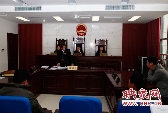 11月13日，金水區(qū)法院集中宣判了6起拖欠農(nóng)民工工資案件。