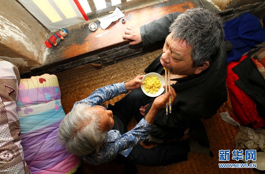 那些年，感動(dòng)過(guò)我們的母親