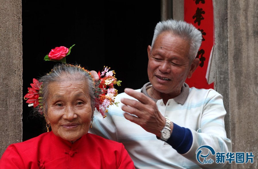  “不求天長地久 只愿今生共相伴”