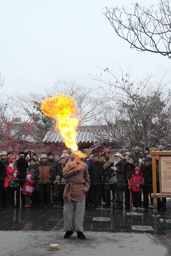歡天喜地開(kāi)封城 原汁原味中國(guó)年