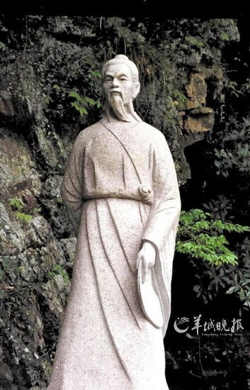 徐霞客在浙江臺(tái)州天臺(tái)山的塑像。