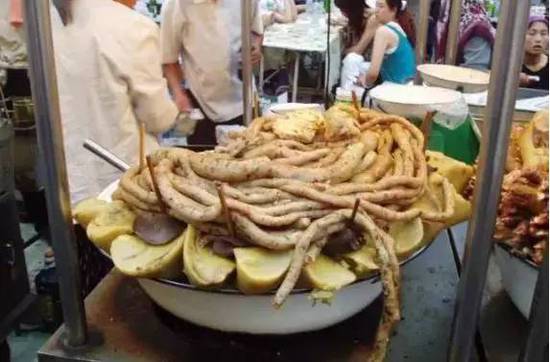 新疆奇葩”黑暗料理“ 你吃過嘛？
