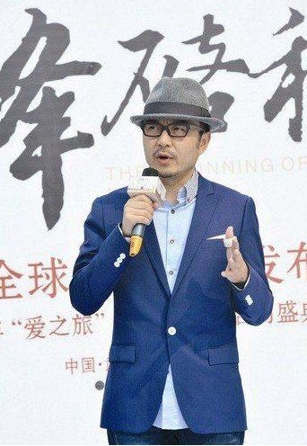 汪涵自曝年薪30萬。