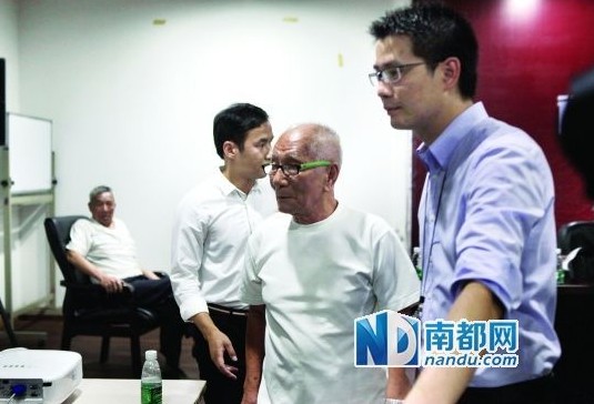發(fā)布會現場，葉問兒子葉準中途離場。