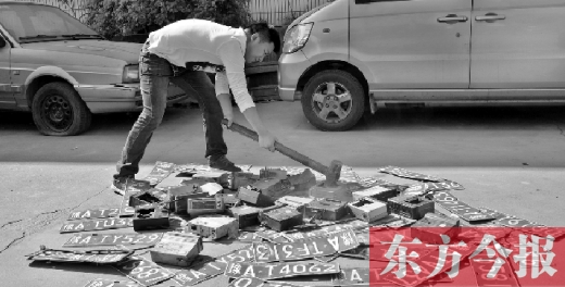 “老的哥”揭“黑車”猖獗原因，建議倒查假車牌、出租車使用機打發(fā)票