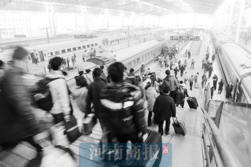 坐火車回家的小伙伴們，你們的票買到了嗎？