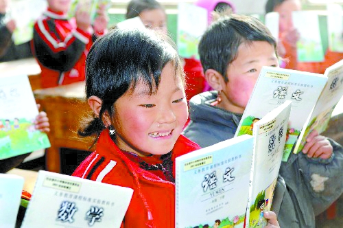 河南全省不分城鄉(xiāng)，都將免費提供教科書。 資料圖片