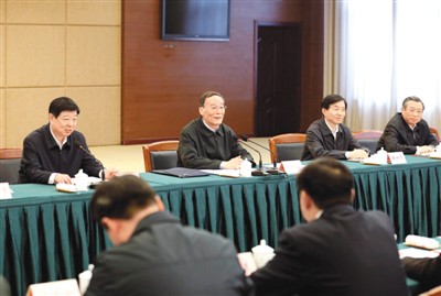 3月25日，王岐山在山東省臨沂市蒙陰縣主持召開蒙陰縣委常委擴大會議。