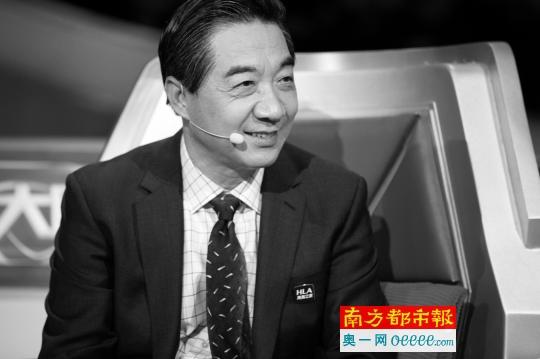 2015年12月24日，張召忠在《最強大腦》節(jié)目錄制現(xiàn)場。C FP資料圖