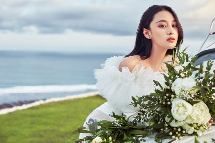 張馨予的婚紗成了淘寶爆款，知道價(jià)格后讓人大跌眼鏡！