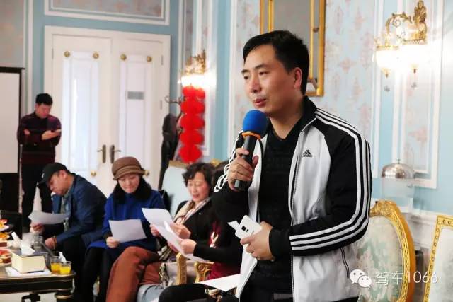 星星裝飾公司董事長(zhǎng)、詩(shī)人 孔令偉
