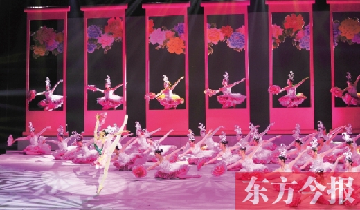 燈光璀璨、歌舞飛旋，昨晚備受矚目的第31屆中國(guó)洛陽(yáng)牡丹文化節(jié)開(kāi)幕式在洛陽(yáng)歌劇院上演。
