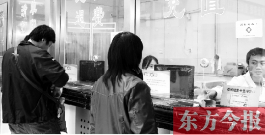 據(jù)統(tǒng)計，在鄭州市第一人民醫(yī)院，已有200余人次持健康卡就醫(yī)