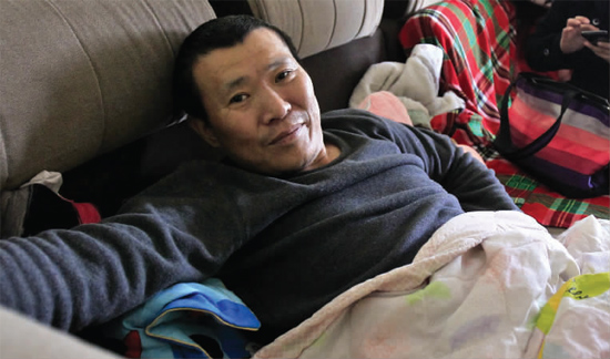 11月11日，李剛病情再次惡化，在眾多朋友的鼓勵(lì)下，他將再赴西安進(jìn)行手術(shù)治療