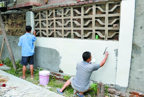 　老舊小區(qū)改造完畢后，“年輕”了、“身價(jià)”也漲了。