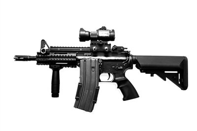 M16步槍，全槍長：986mm，空槍重：3.26公斤，戰(zhàn)斗全重：4公斤，最大有效射程：800米