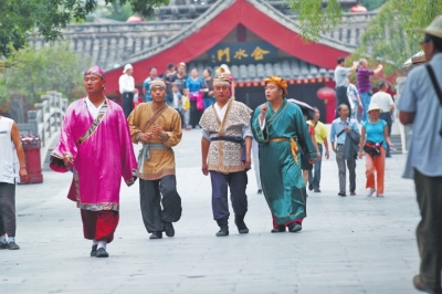 景區(qū)不漲價(jià)，希望游客玩得開(kāi)心。
