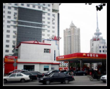 2013年12月20日，央視網(wǎng)記者來(lái)到中石油尚志銷(xiāo)售分公司調(diào)查，但對(duì)方拒絕了采訪(fǎng)要求。