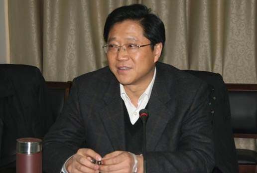 銅陵市委召開全市領(lǐng)導(dǎo)干部會議宣布安徽省委決定，提名銅陵市委副書記倪玉平為銅陵市人民政府市長候選人。