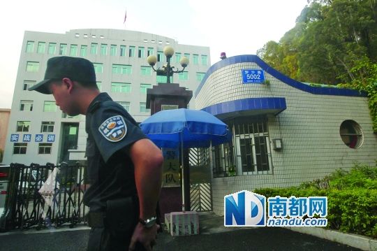 　中標(biāo)的美發(fā)公司注冊(cè)地點(diǎn)就在羅湖公安分局巡警大隊(duì)里面。