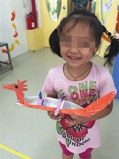 深圳5歲女孩羅一笑患上白血病，在深圳市兒童醫(yī)院救治。網(wǎng)絡(luò)截圖