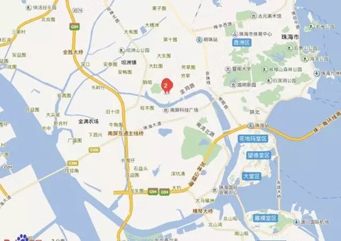 以此前的格力康樂園為例。在2005年，格力電器就已出資2億元，建立員工生活區(qū)——格力康樂園。該生活園區(qū)建筑面積達12萬平方米以上，可容納員工10000多人。后來，斥資4億的康樂園二期也已經(jīng)投入使用。