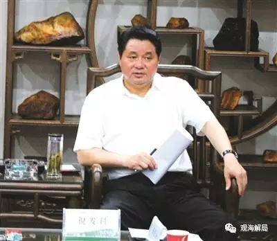 對于商人、老板的“雅贈”，倪發(fā)科從不拒絕