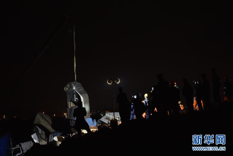 救援車源源不絕，救援人源源不斷——深圳滑坡災害救援處置36小時全景掃描