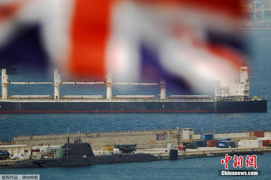 英國一核潛艇與商船相撞 核潛艇完敗 英國一核潛艇與商船相撞 核潛艇完敗