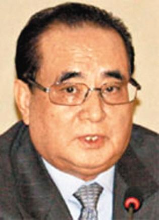 李秀勇曾照料金正恩兄妹。