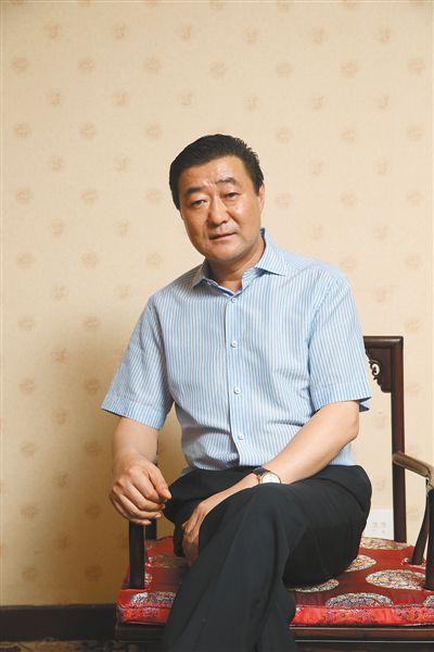 　張新明金業(yè)集團董事長。2002年進入焦炭領(lǐng)域。2010年，張新明將金業(yè)煤焦化集團部分資產(chǎn)以79億賣