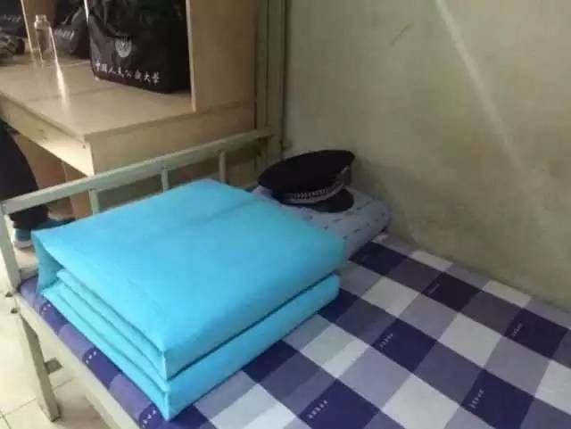 這個(gè)學(xué)校的男生宿舍火了！女同學(xué)都喊著要嫁
