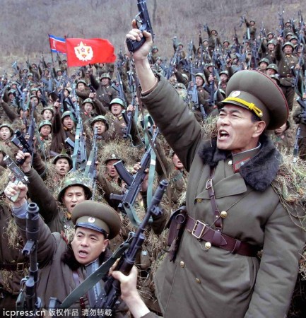 　朝鮮人民軍士兵戰(zhàn)意高昂。